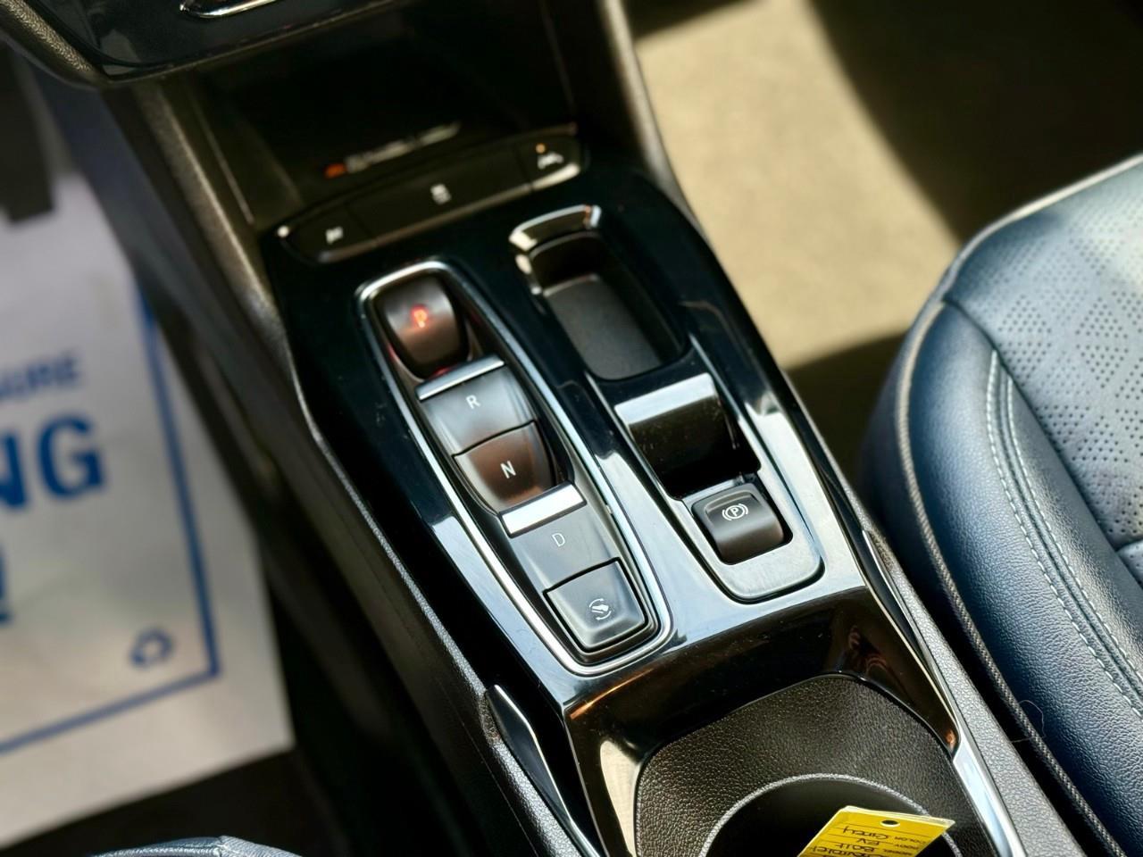 2023 Chevrolet Bolt EUV Premier Front-Wheel Drive Photo