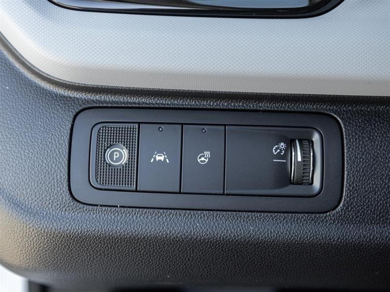 2027 Chevrolet Bolt LT 4dr Photo