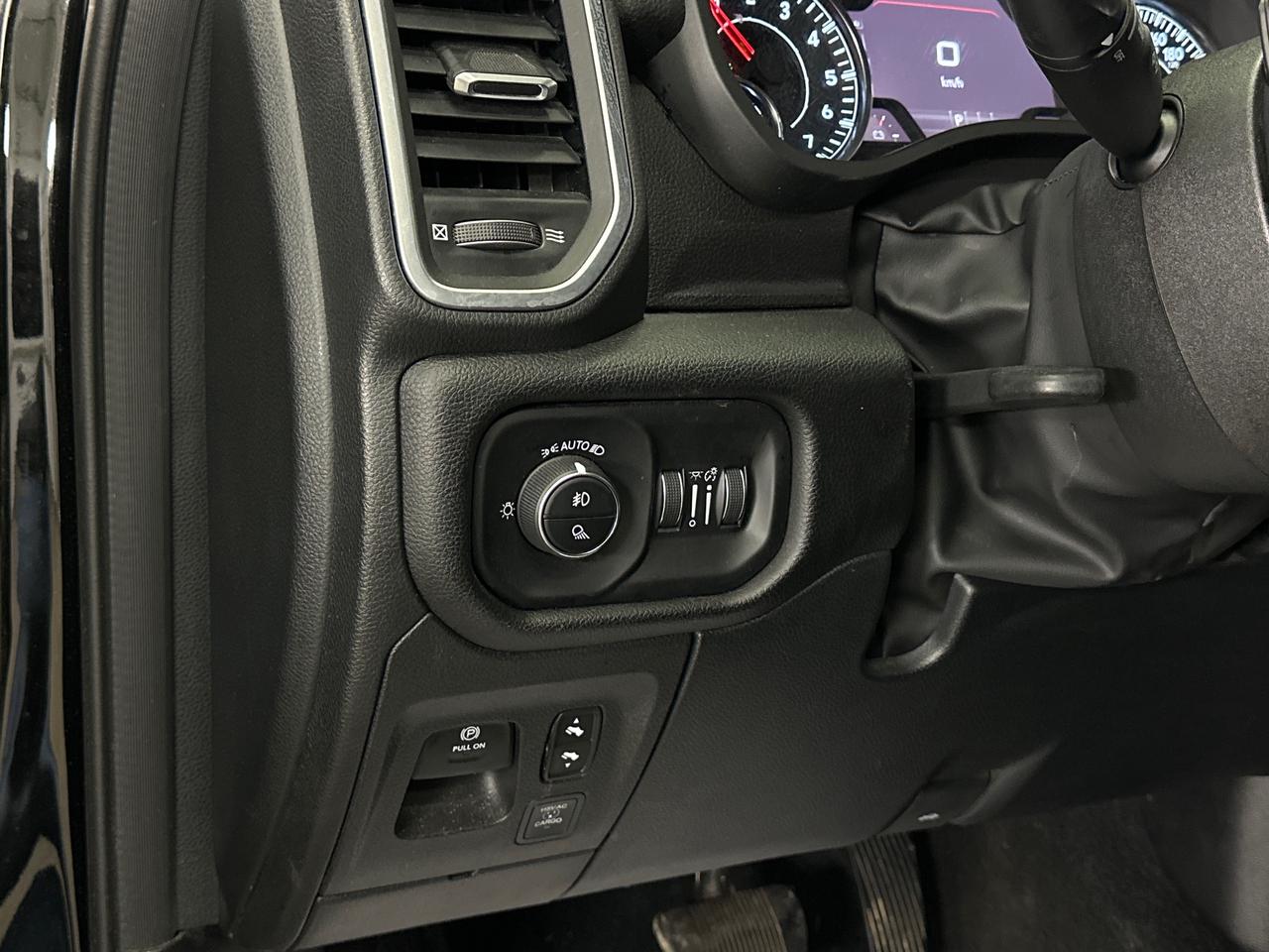 2025 RAM 1500 Big Horn Photo