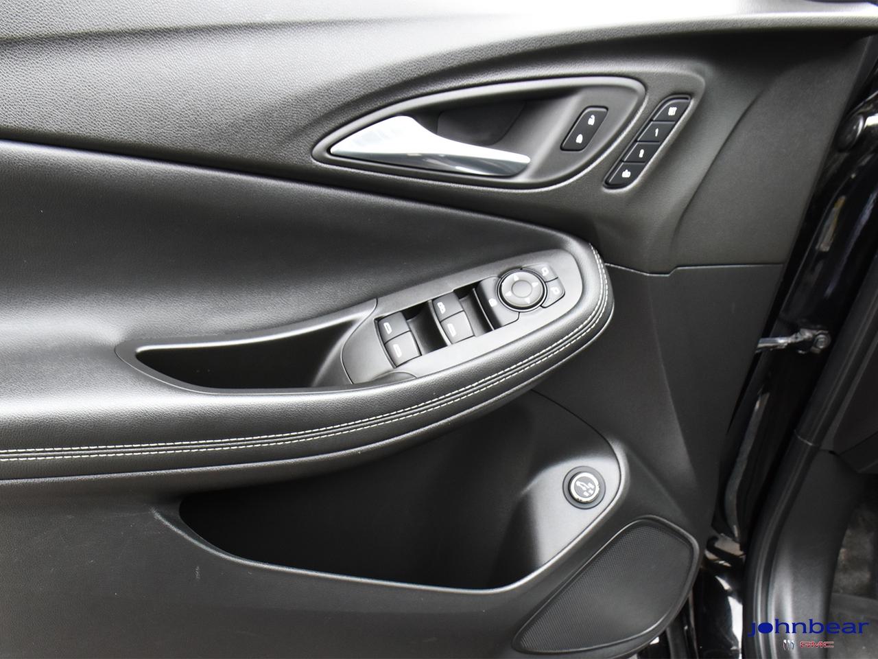 2022 Buick Encore GX Essence Photo