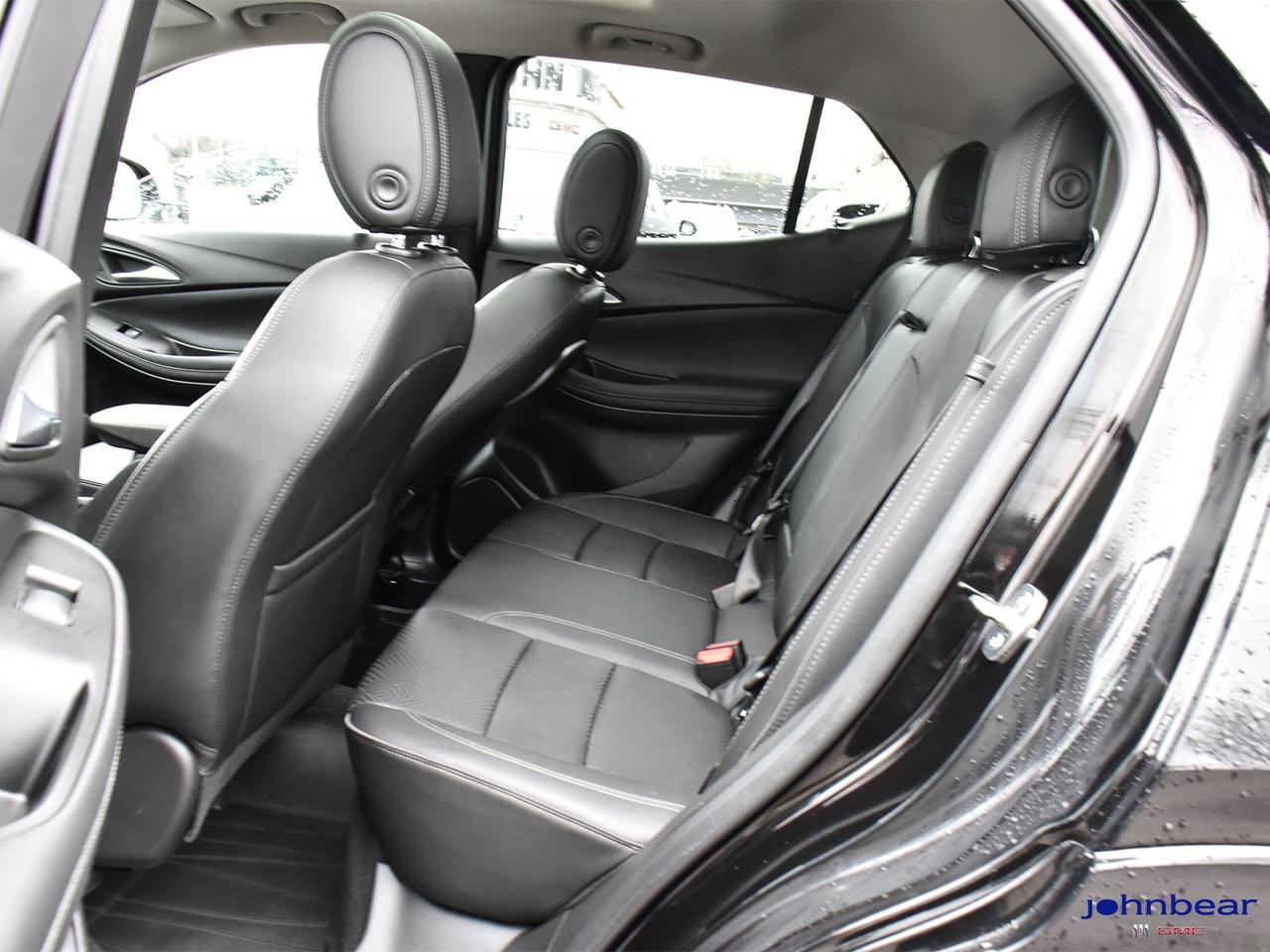 2022 Buick Encore GX Essence Photo