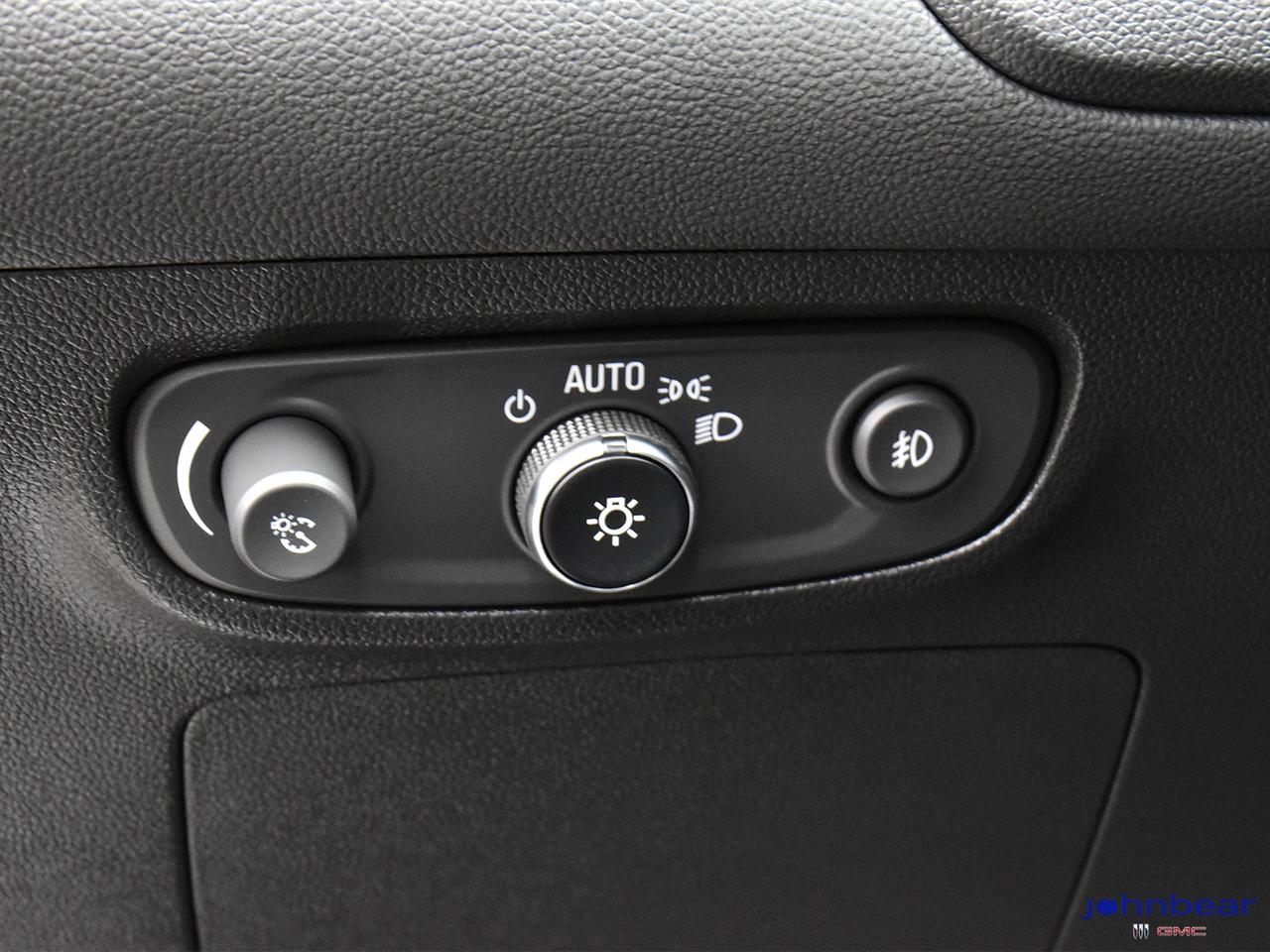 2022 Buick Encore GX Essence Photo