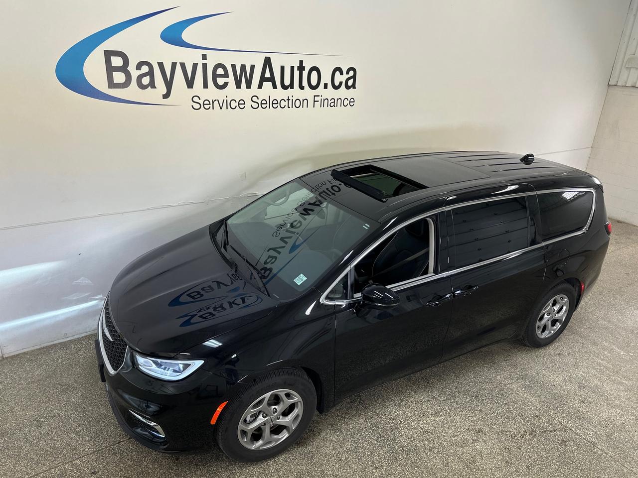 2024 Chrysler Pacifica Limited Front-Wheel Drive Passenger Van Photo0