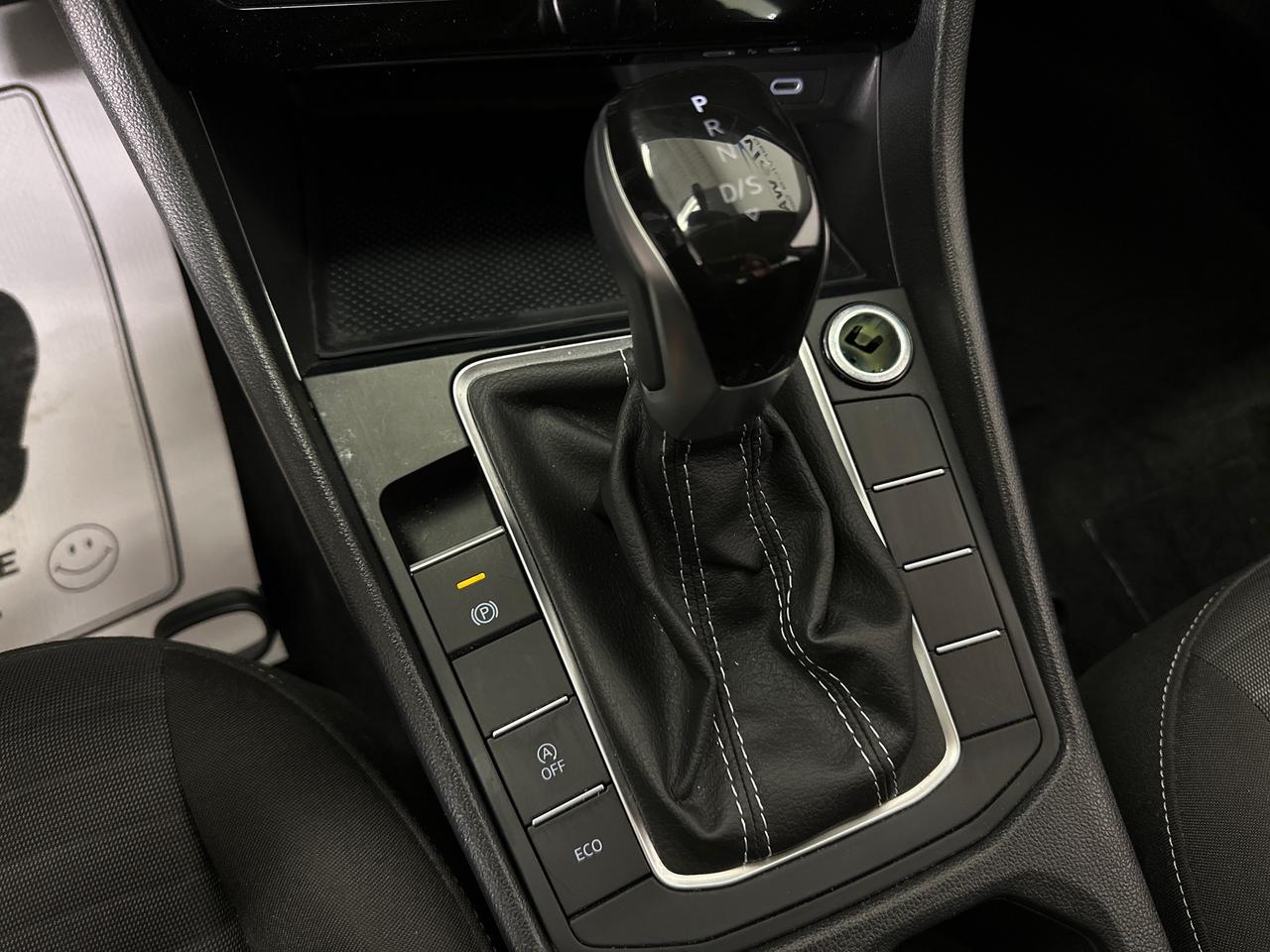 2025 Volkswagen Jetta Trendline 4dr Sedan Photo