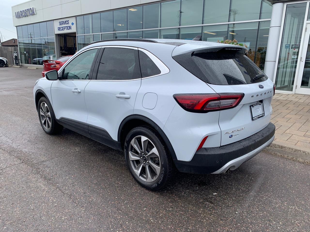 2025 Ford Escape Platinum 4dr All-Wheel Drive Photo