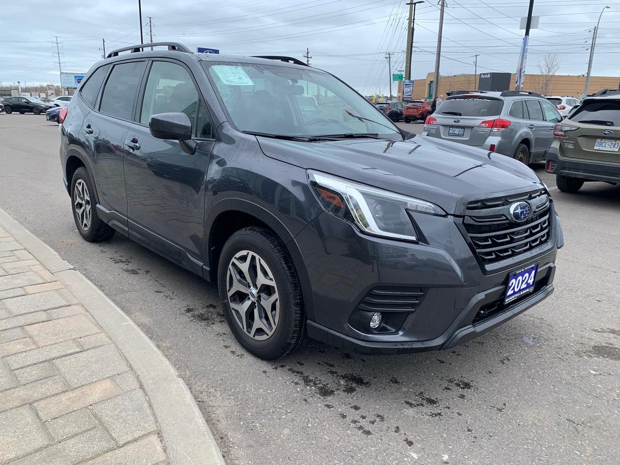 2024 Subaru Forester Touring 4dr All-Wheel Drive Photo2