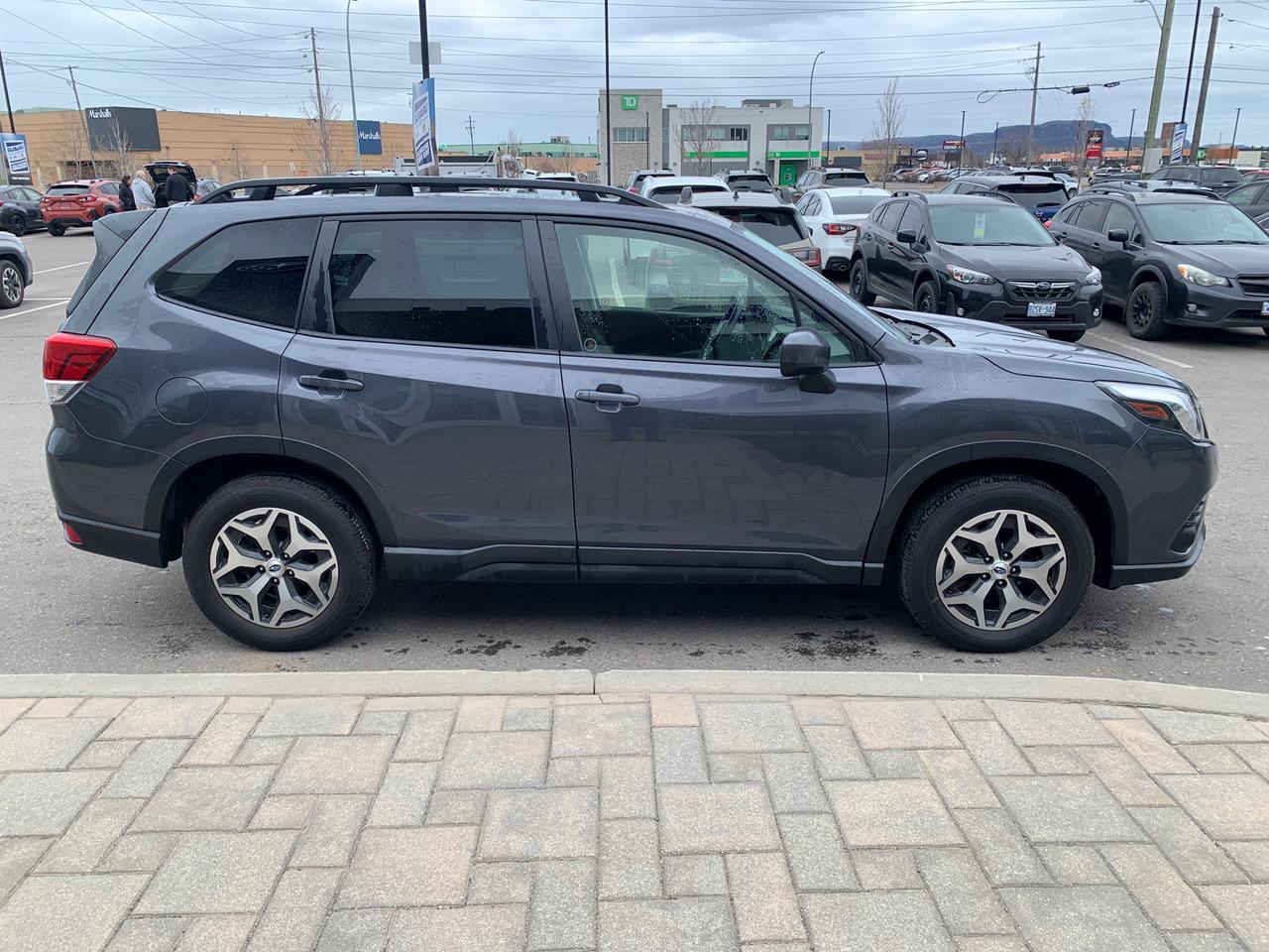 2024 Subaru Forester Touring 4dr All-Wheel Drive Photo3