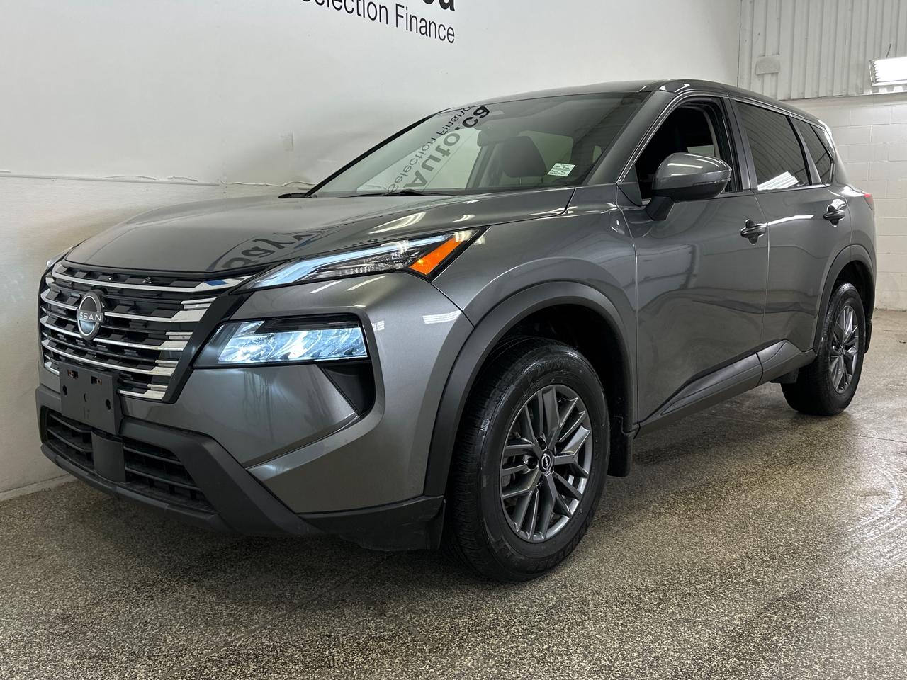 2024 Nissan Rogue S 4dr All-Wheel Drive Sport Utility Photo2