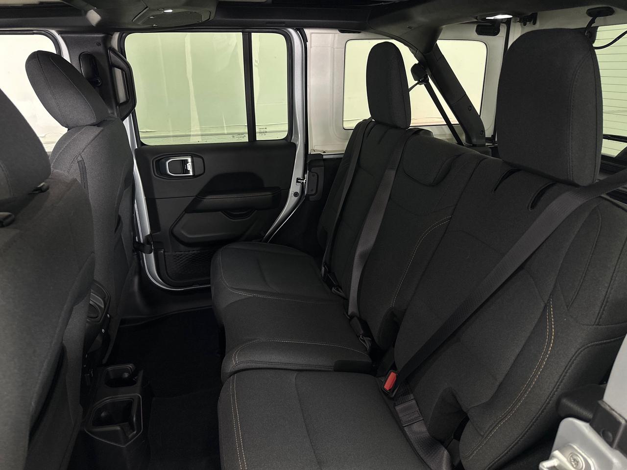 2024 Jeep Wrangler Sahara Photo