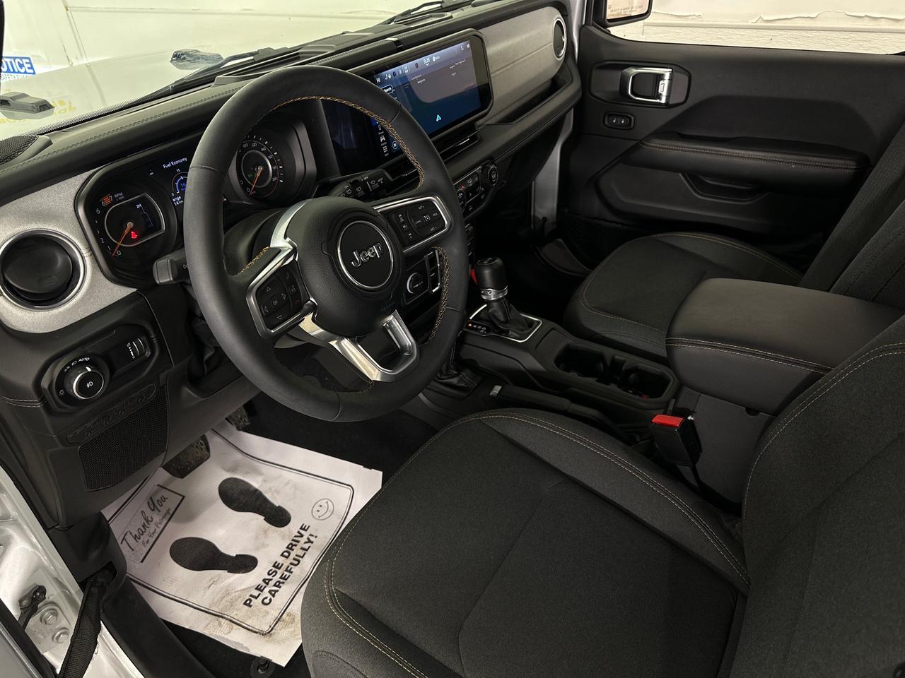 2024 Jeep Wrangler Sahara Photo