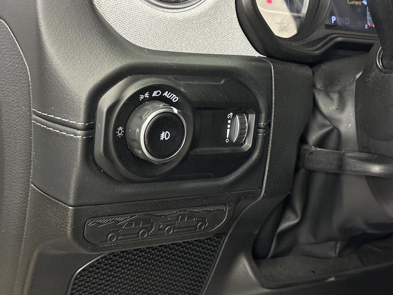2024 Jeep Wrangler Sahara Photo