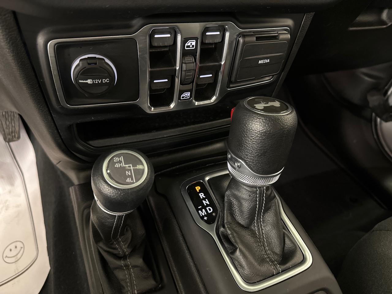 2024 Jeep Wrangler Sahara Photo
