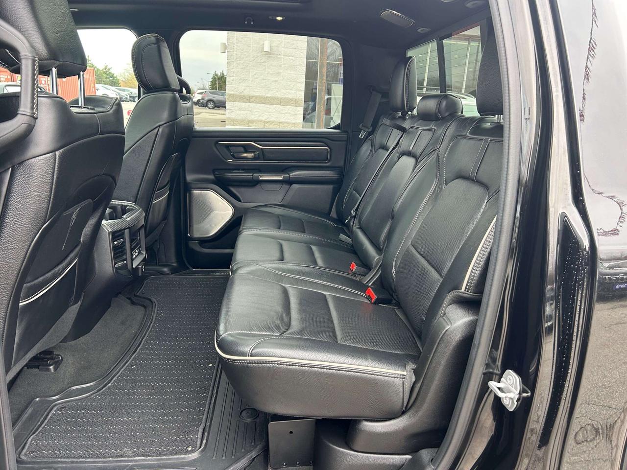 2019 RAM 1500 Limited 4x4 w/Level 1, Sunroof, 22" Wheels, TBC Photo