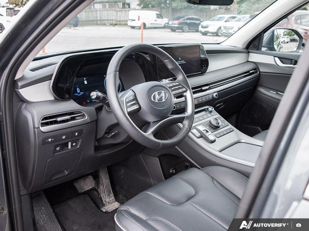 2023 Hyundai PALISADE Urban 8 Passenger 4dr All-Wheel Drive Photo