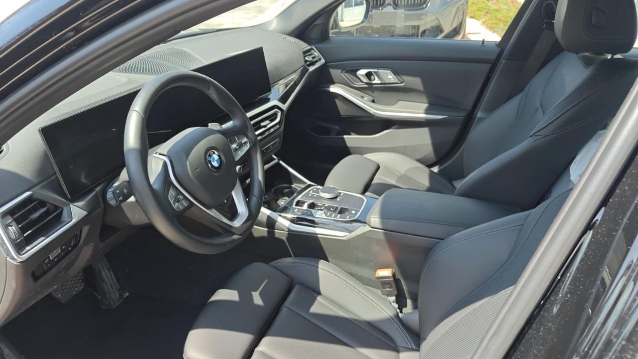 2023 BMW 330 i xDrive 4dr All-Wheel Drive Sedan Photo2