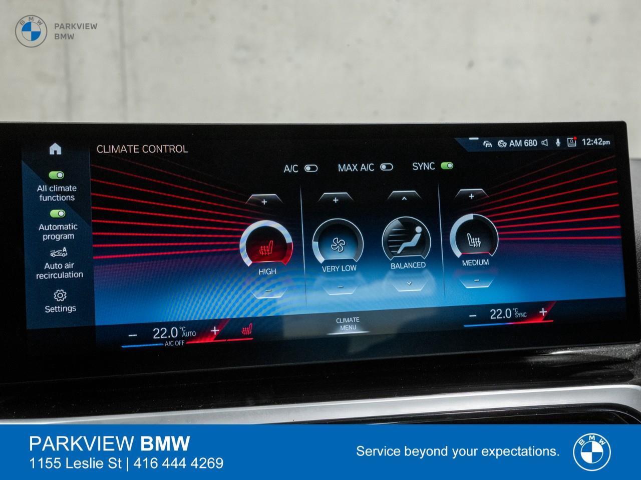 2023 BMW 330 i xDrive 4dr All-Wheel Drive Sedan Photo