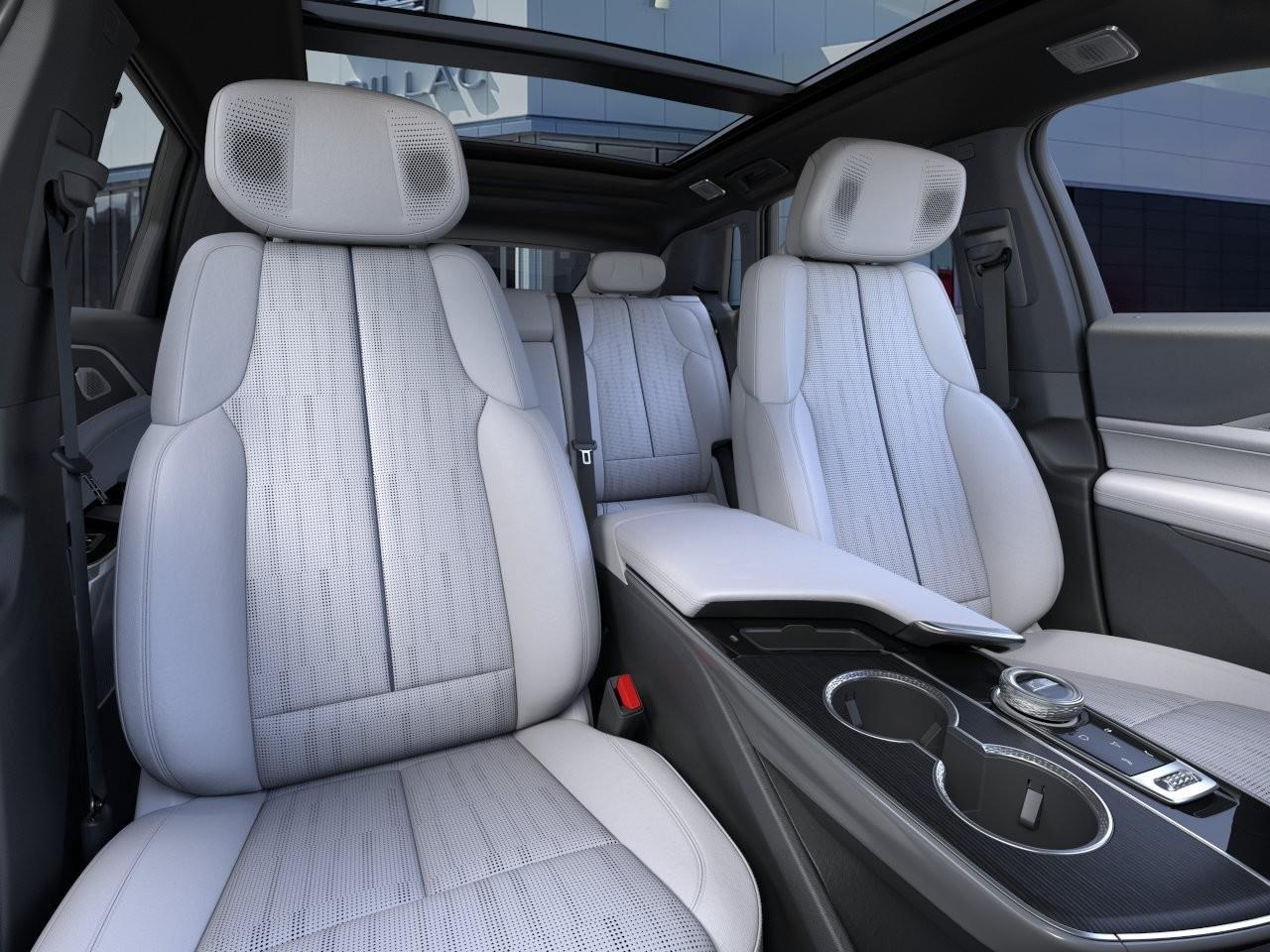 2026 Cadillac LYRIQ Signature Luxury 4dr Photo