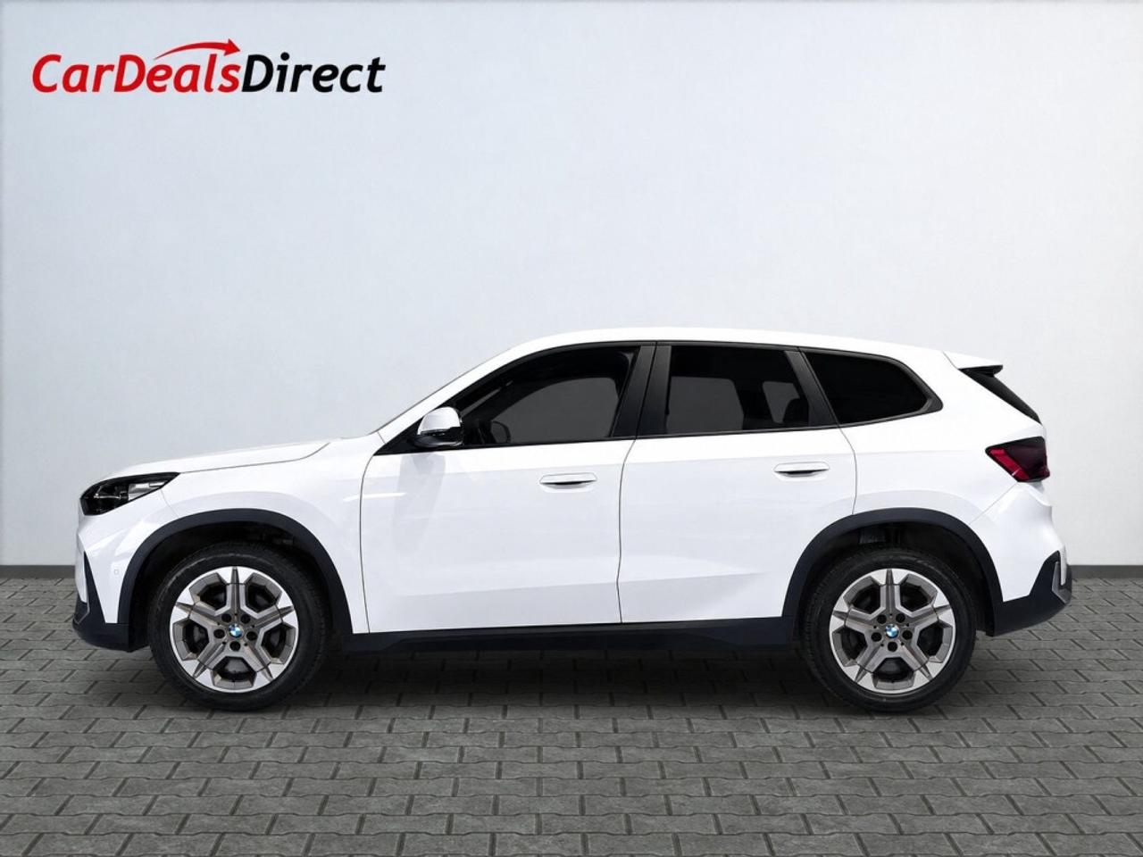 2023 BMW X1 xDrive28i AWD/Leather/NAVI/Sunroof/Clean carfax/Se Photo2