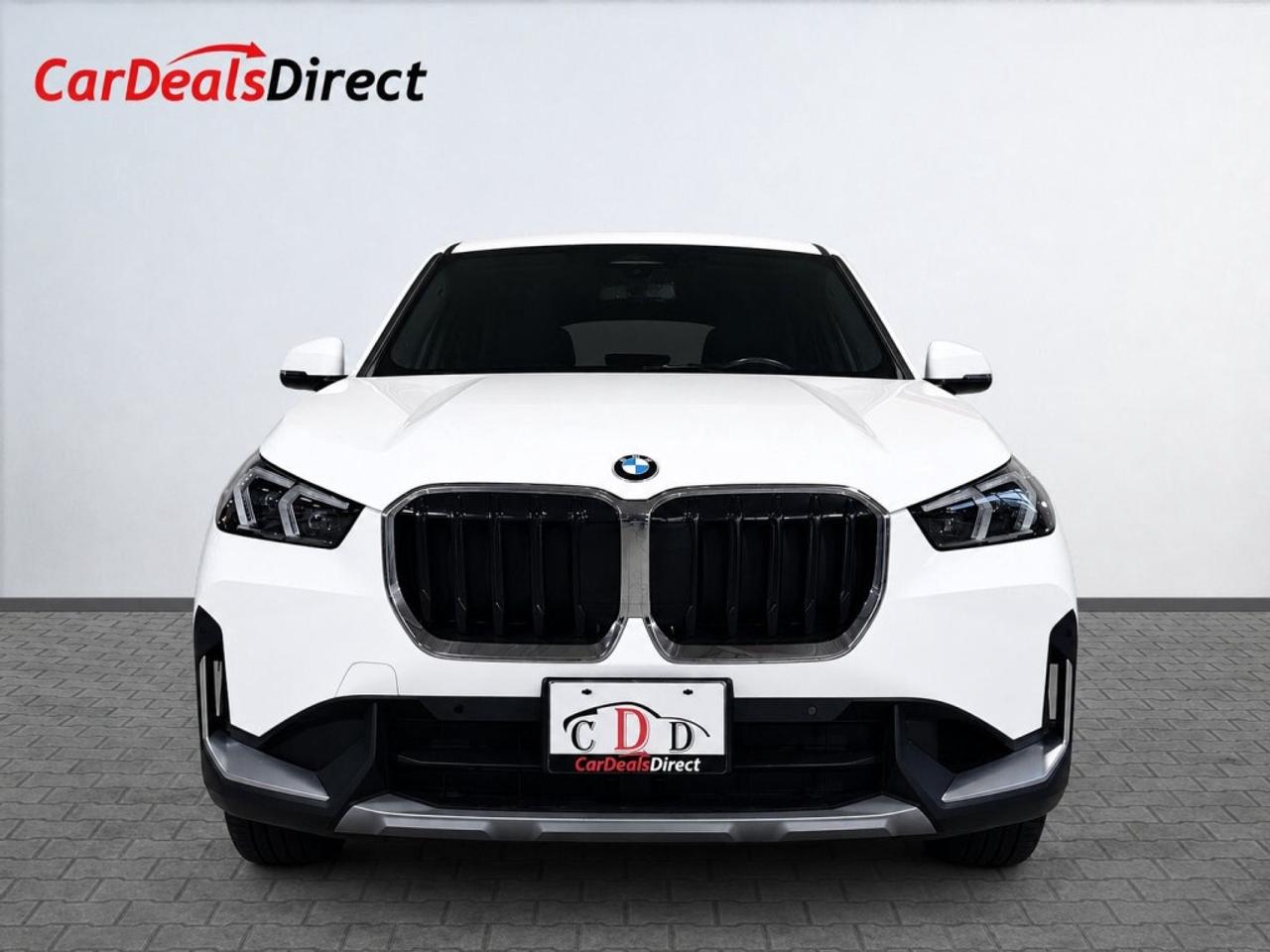 2023 BMW X1 xDrive28i AWD/Leather/NAVI/Sunroof/Clean carfax/Se Photo
