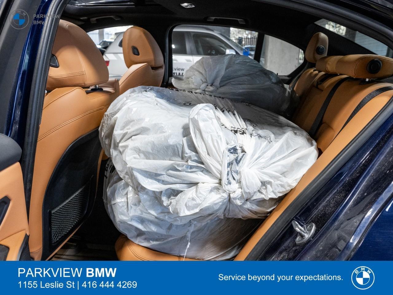 2022 BMW 330e xDrive 4dr All-Wheel Drive Sedan Photo