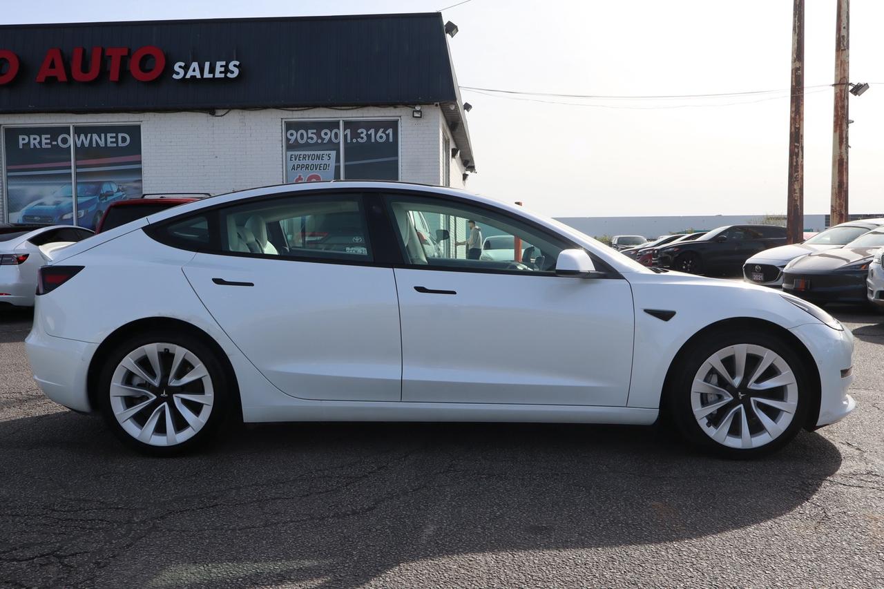 2022 Tesla Model 3 SR+   NO ACCIDENT   CLEAN CARFAX   WHITE INTERIOR Photo