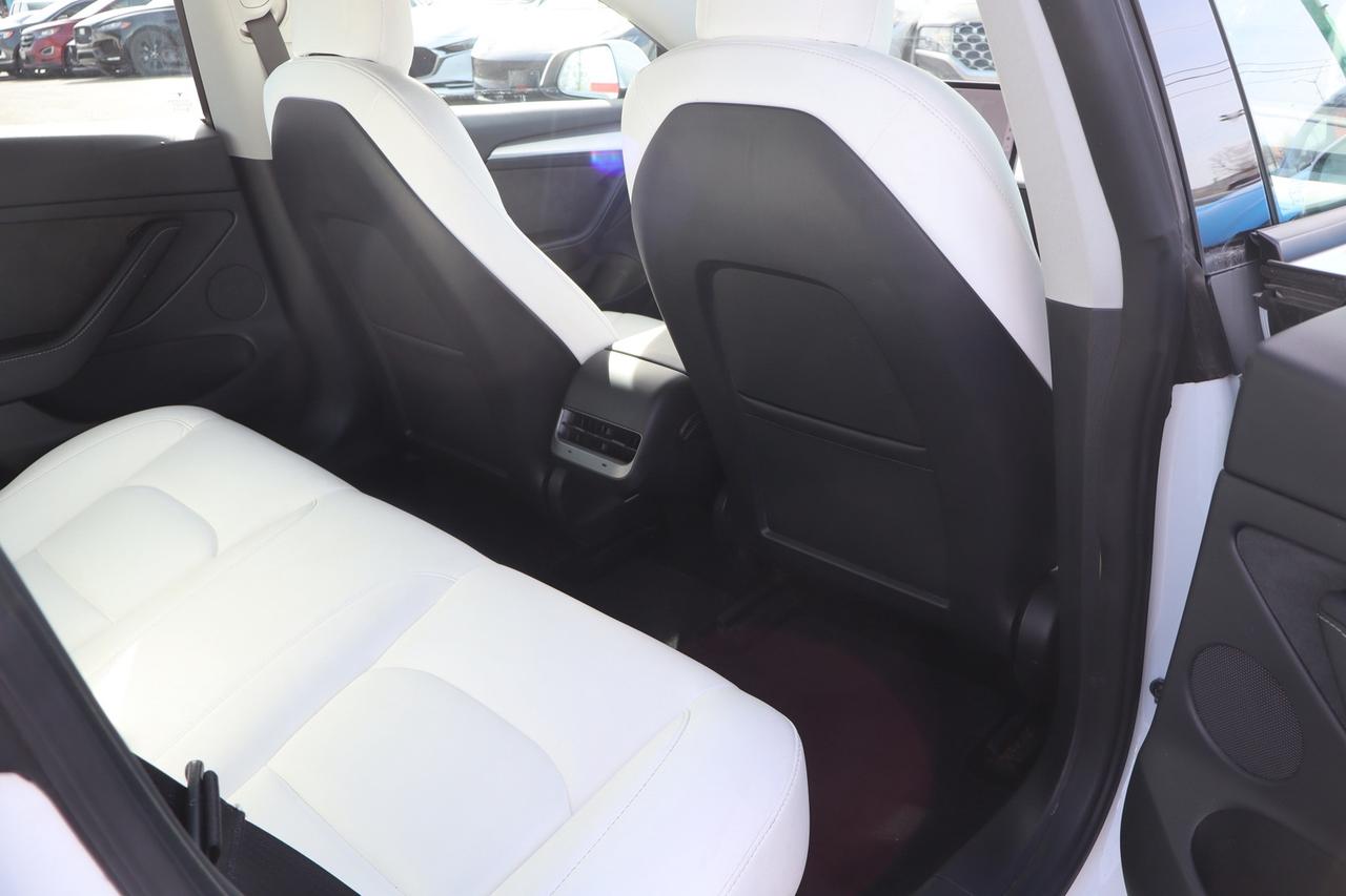 2022 Tesla Model 3 SR+   NO ACCIDENT   CLEAN CARFAX   WHITE INTERIOR Photo