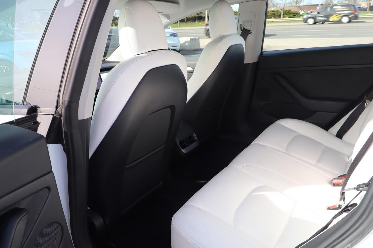 2022 Tesla Model 3 SR+   NO ACCIDENT   CLEAN CARFAX   WHITE INTERIOR Photo