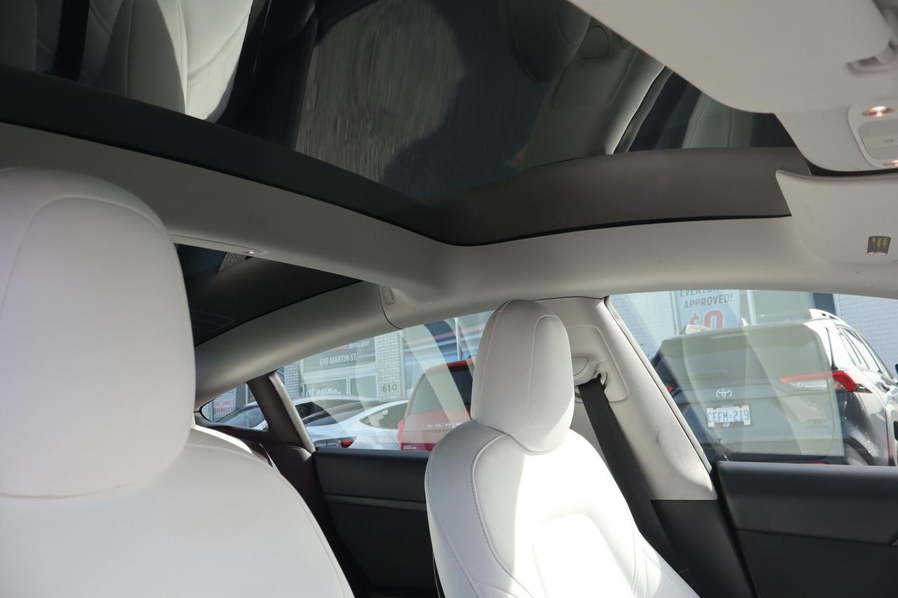 2022 Tesla Model 3 SR+   NO ACCIDENT   CLEAN CARFAX   WHITE INTERIOR Photo