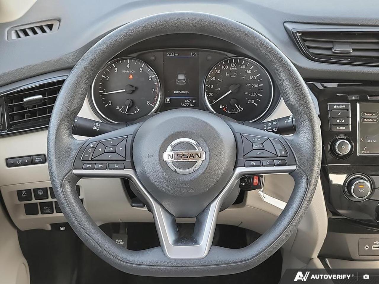 2023 Nissan Qashqai S HEATED SEATS   SMART DEVICE INTEGRATION   LANE A Photo