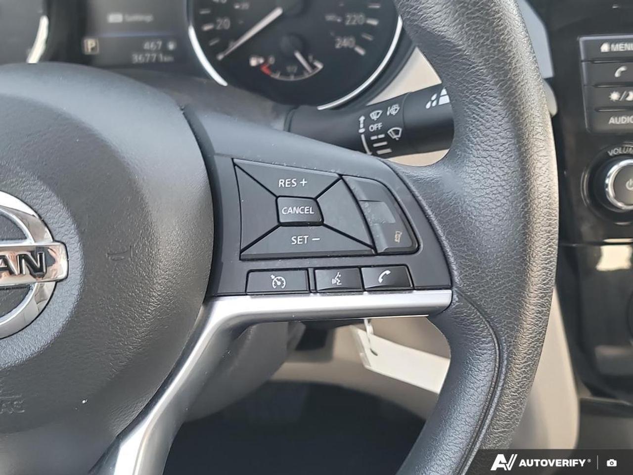 2023 Nissan Qashqai S HEATED SEATS   SMART DEVICE INTEGRATION   LANE A Photo