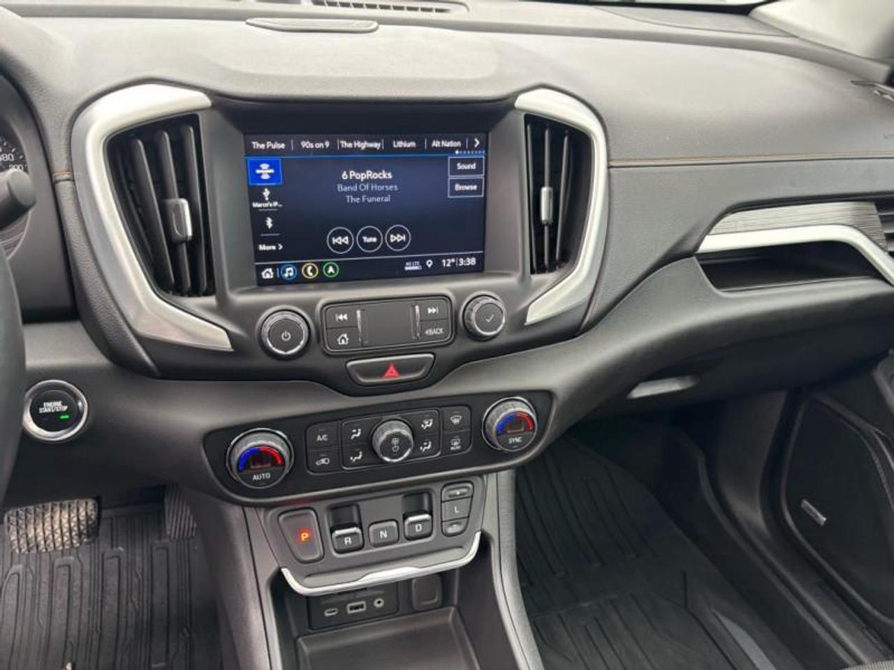 2021 GMC Terrain SLT All-wheel Drive Photo