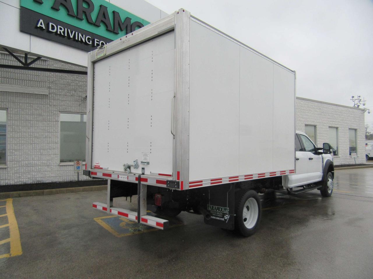 2023 Ford F-550 CREW CAB 4X4 DIESEL NEW 12FT ALUMINUM BOX Photo