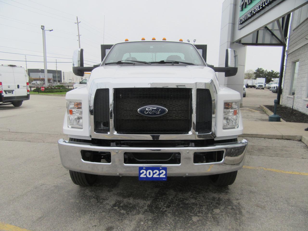 2022 Ford F-750 DIESEL 26FT NEW FLAT DECK WITH TIE STRAP PACKAGE Photo