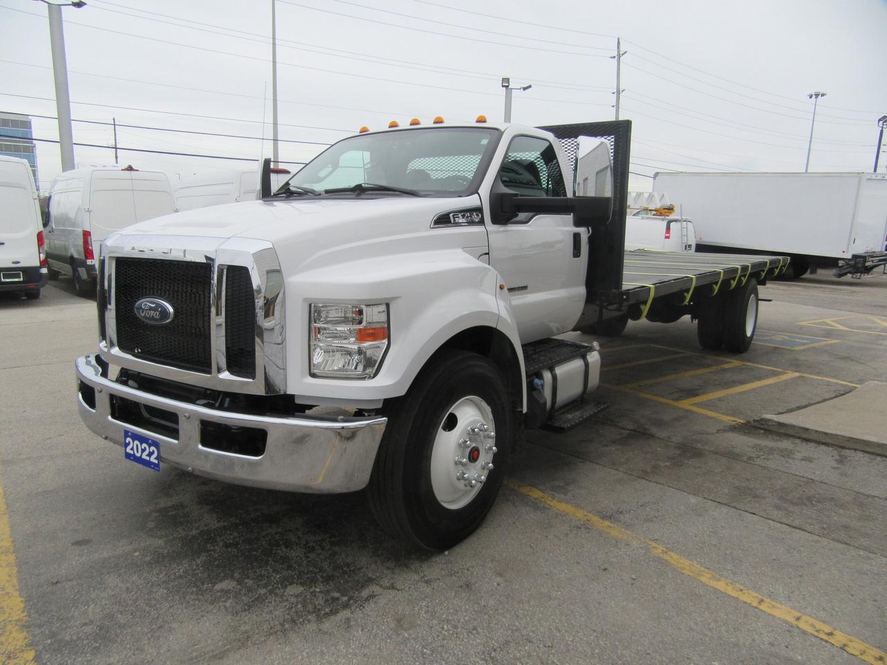2022 Ford F-750 DIESEL 26FT NEW FLAT DECK WITH TIE STRAP PACKAGE Photo