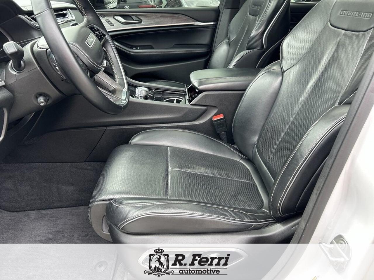 2021 Jeep Grand Cherokee L Overland 4dr 4x4 Photo