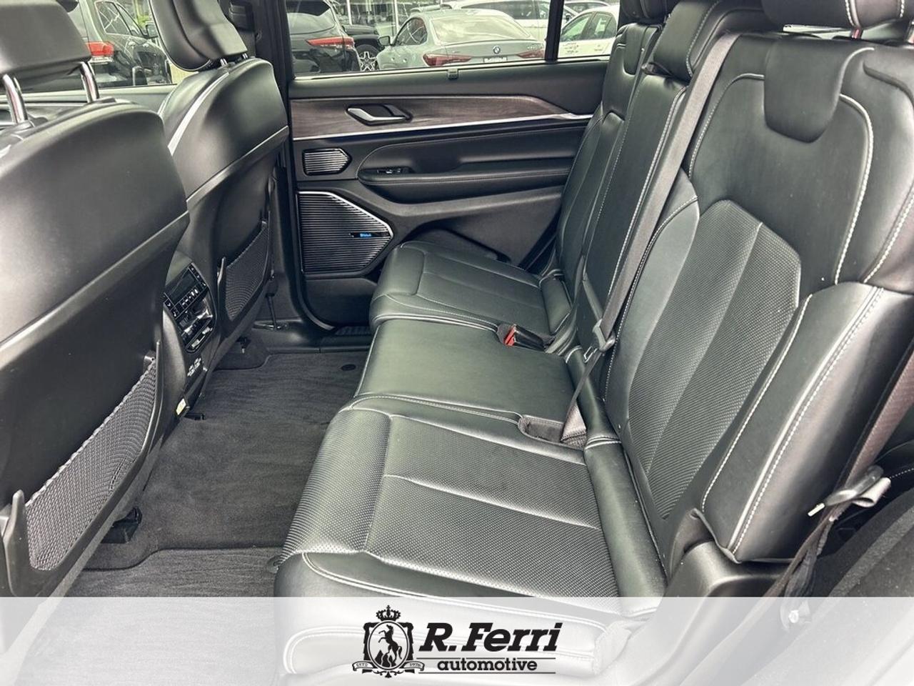 2021 Jeep Grand Cherokee L Overland 4dr 4x4 Photo