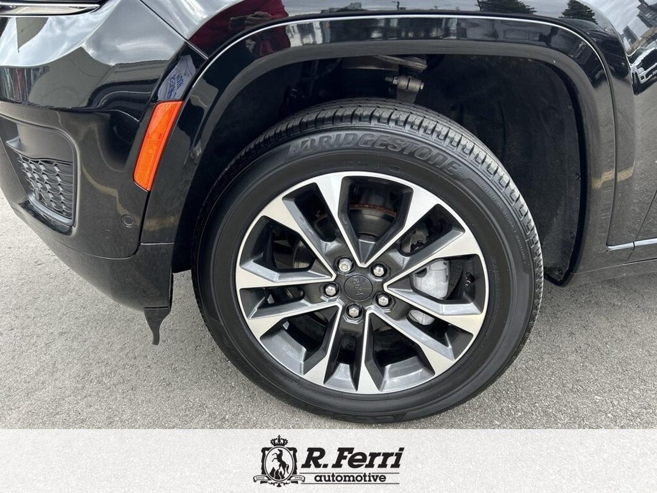 2024 Jeep Grand Cherokee Overland 4dr 4x4 Photo