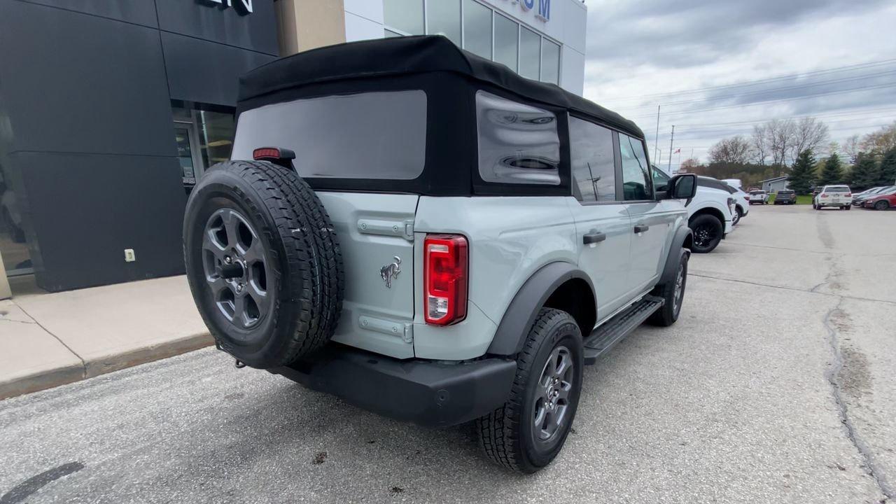2022 Ford Bronco Big Bend Photo