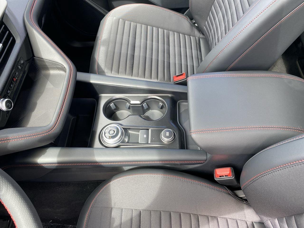 2026 Ford Explorer ST-Line Photo