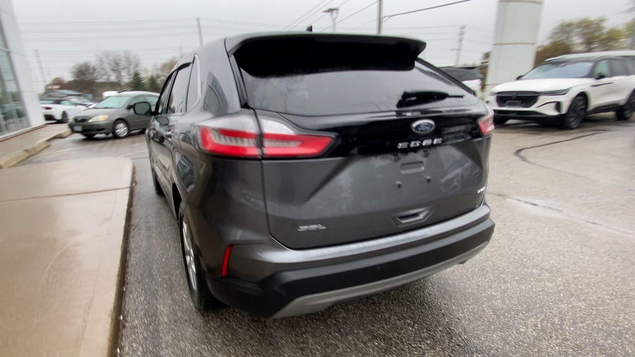 2024 Ford Edge SEL Photo