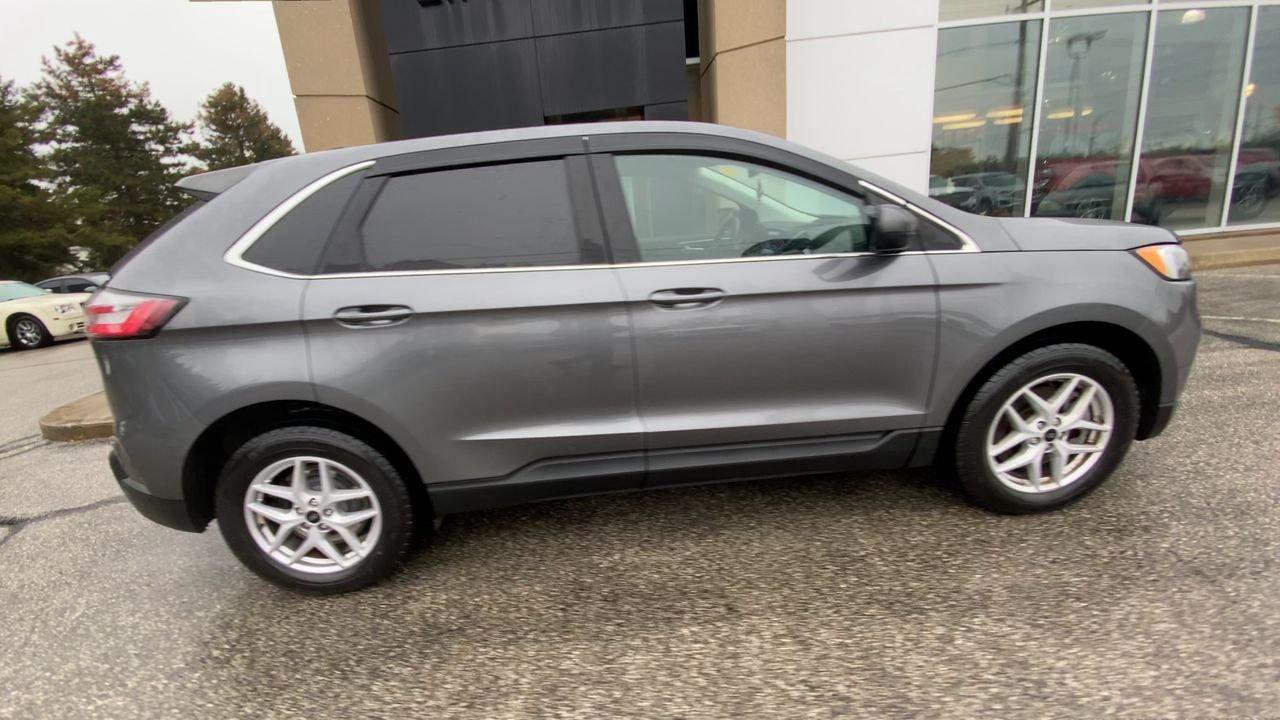 2024 Ford Edge SEL Photo