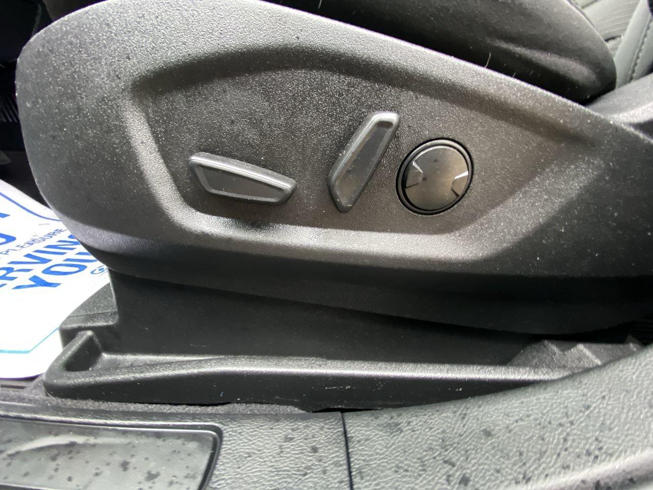 2024 Ford Edge SEL Photo