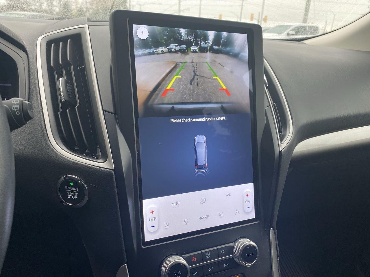 2024 Ford Edge SEL Photo