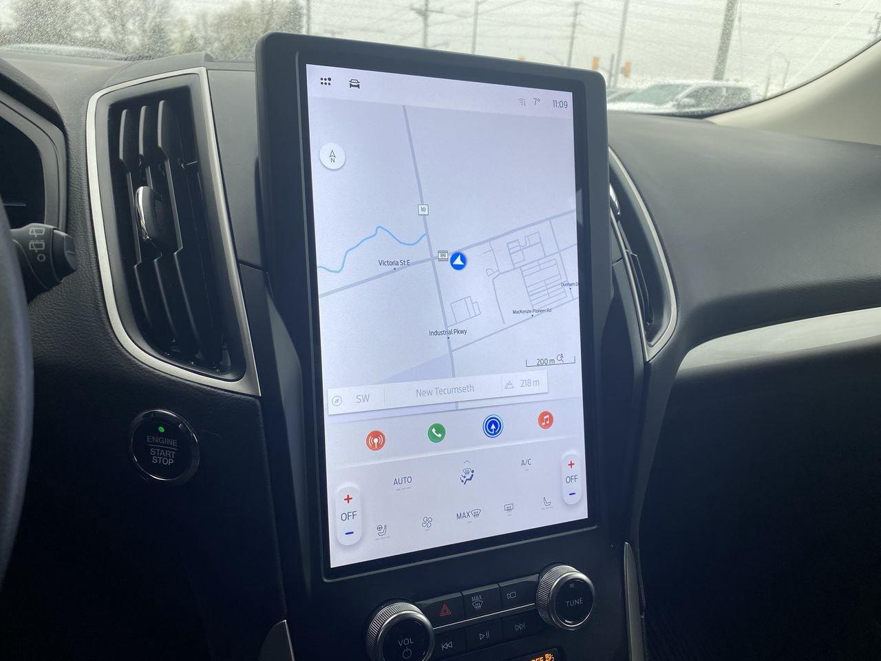 2024 Ford Edge SEL Photo