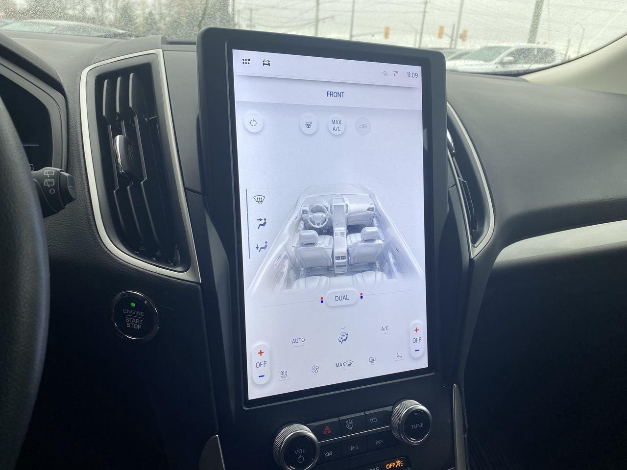 2024 Ford Edge SEL Photo