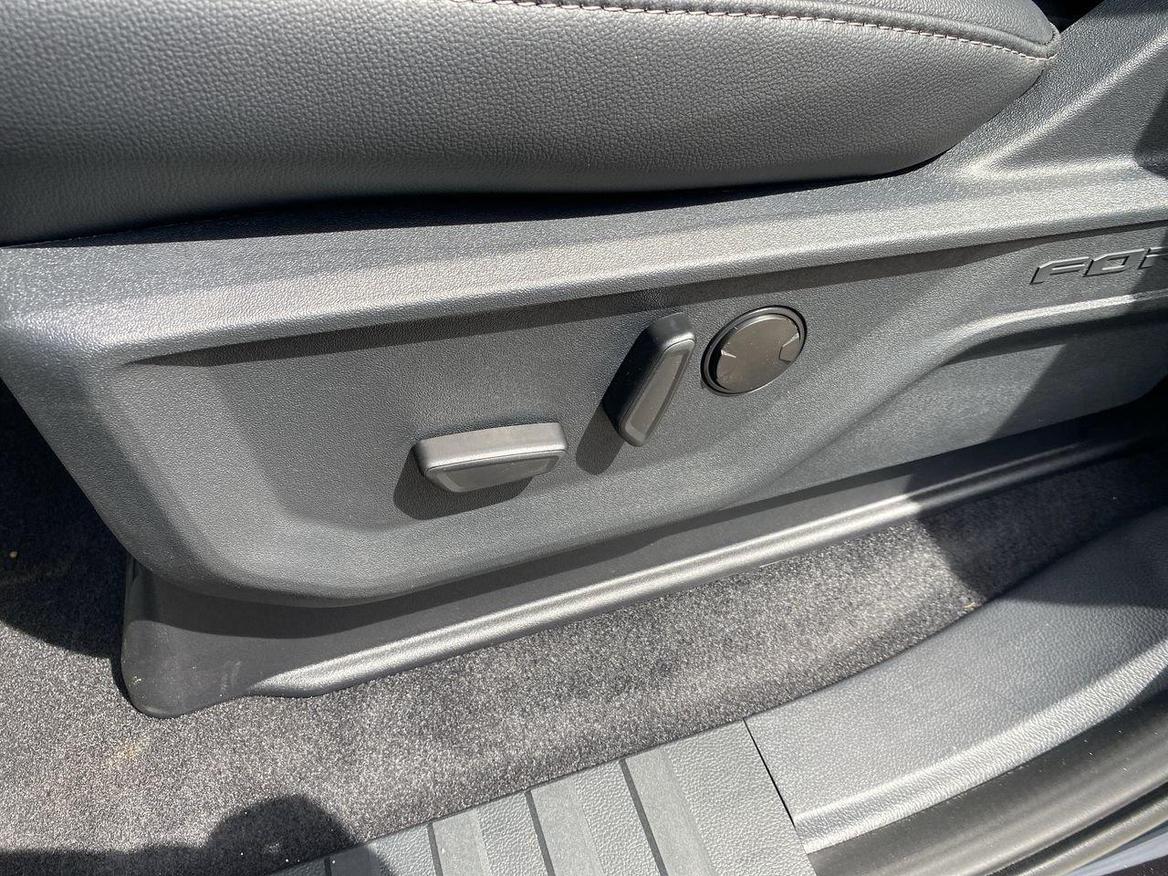 2026 Ford F-150 Lariat Photo
