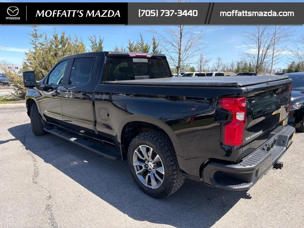 2021 Chevrolet Silverado 1500 RST Photo3