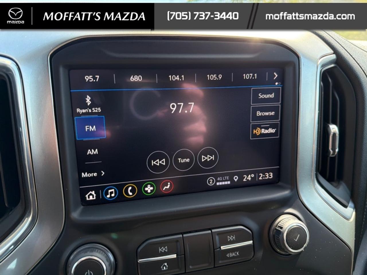 2021 Chevrolet Silverado 1500 RST Photo