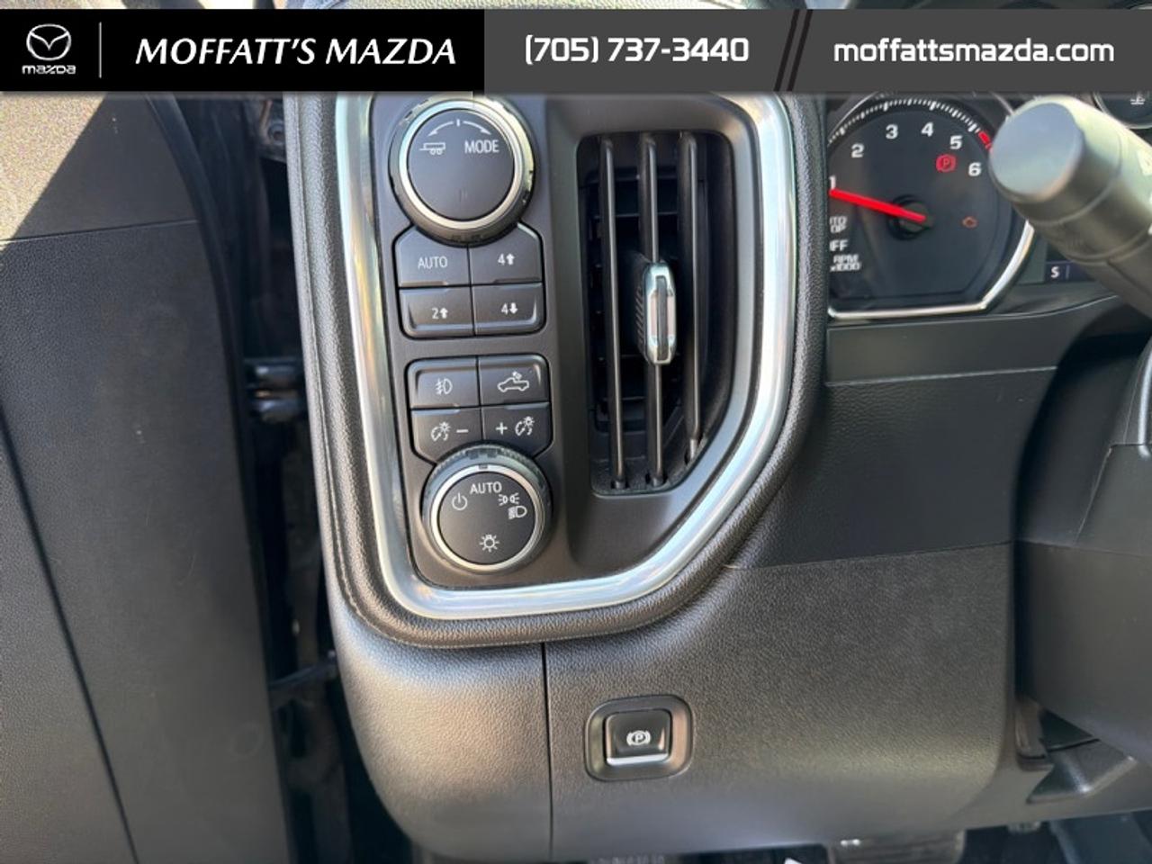 2021 Chevrolet Silverado 1500 RST Photo