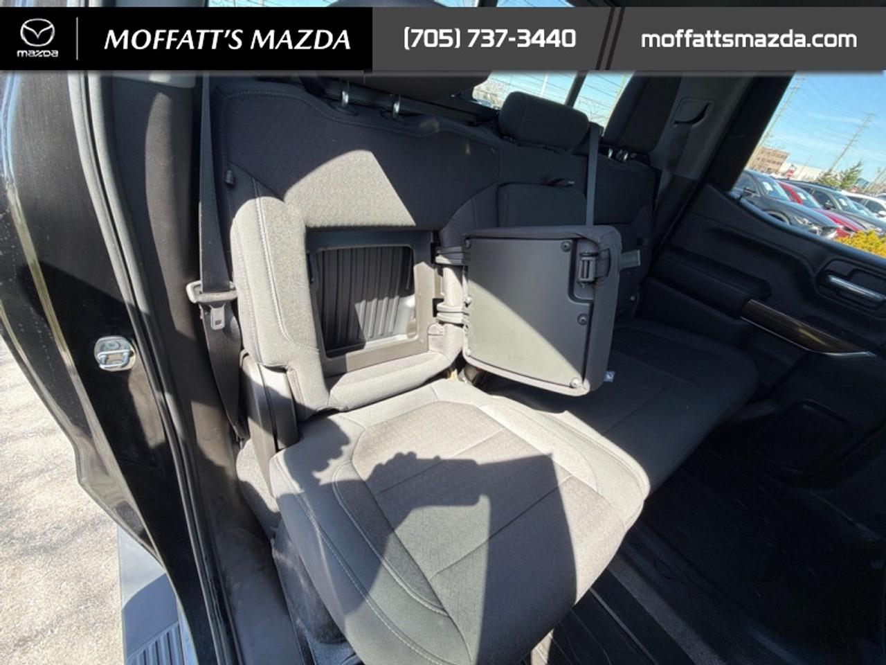 2021 Chevrolet Silverado 1500 RST Photo